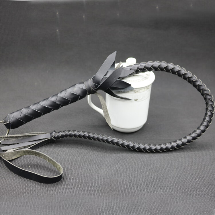 纯牛皮鞭子响鞭马鞭甩鞭骑马舞蹈防身鞭武术鞭影视道具派尼美特 80