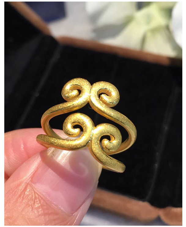 黄金戒指女足金紧箍咒戒指情侣一对新款孙悟空头箍戒指礼物的 1.