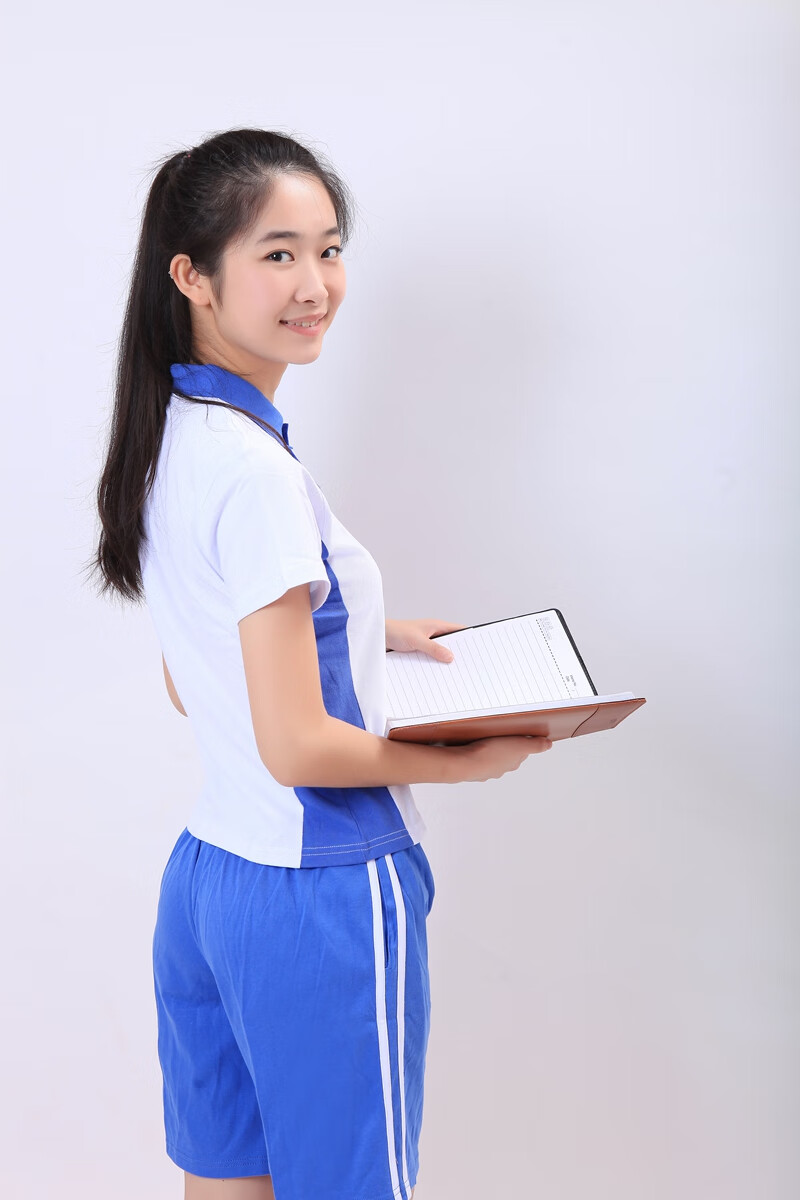 女中学生照片校服图片