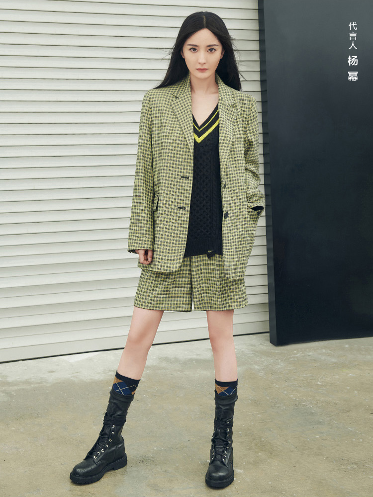 抗皱系列杨幂同款moco春秋新品廓形感宽松西装外套女 摩安珂 芥末黄格