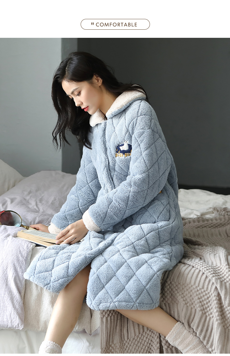 女秋冬长款珊瑚绒三层夹棉加厚加绒法兰绒超厚睡衣浴袍家居服浅蓝m