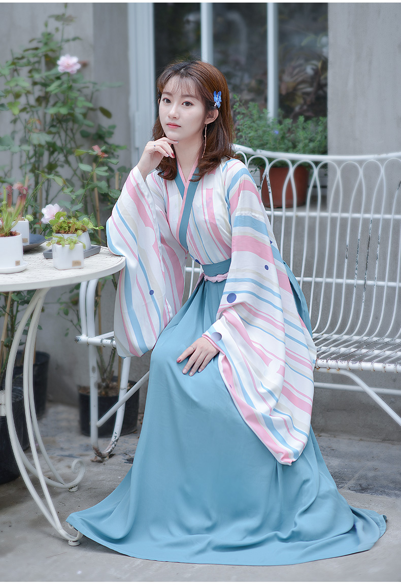 如梦霓裳汉服女装原创刺绣花纹交领齐腰襦裙日常秋冬现货汉服 上襦.