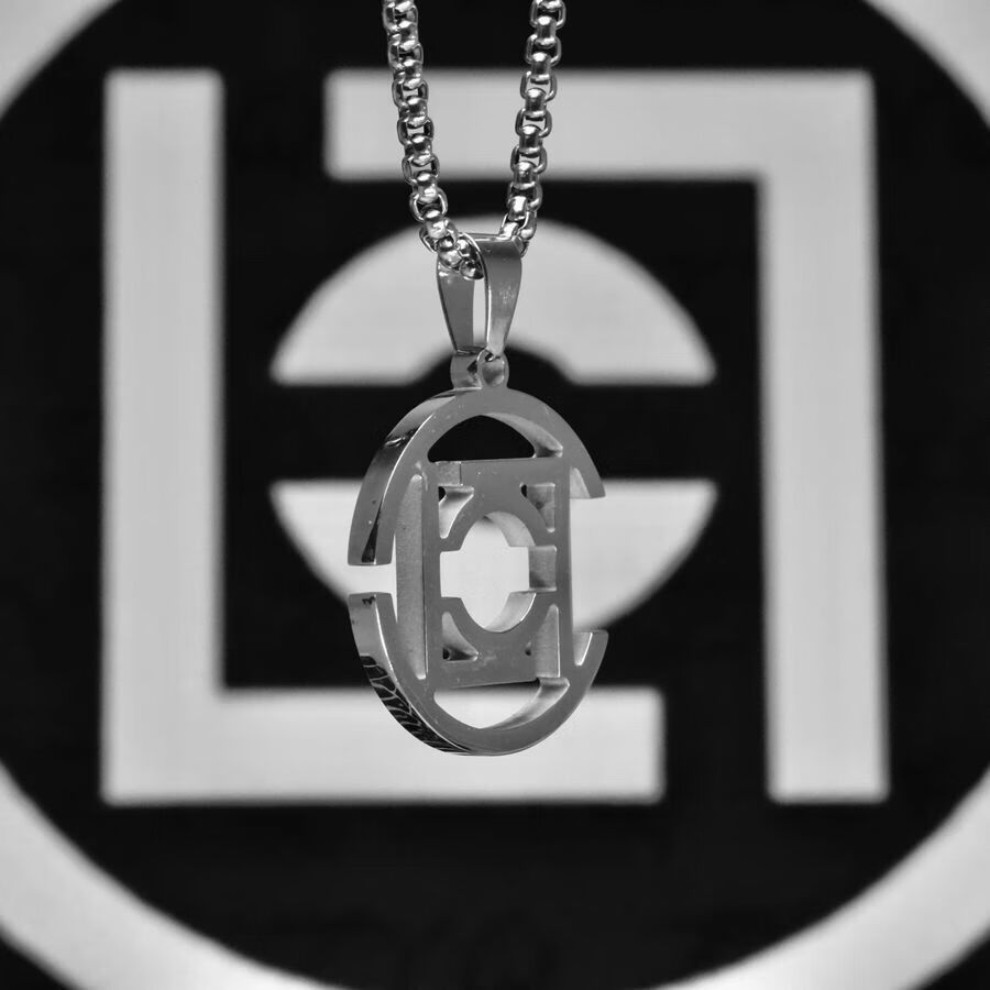 品岱陈冠希clot凝结logo钛钢项链网红潮人嘻哈男女吊坠毛衣链 clot