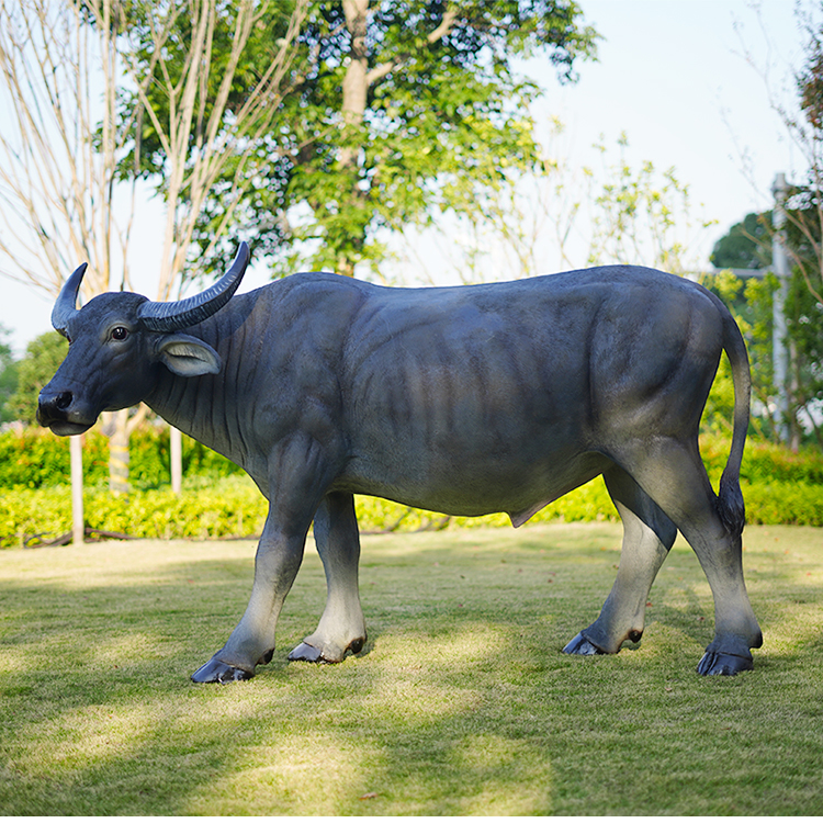 仿真动物水牛雕塑摆件黄牛奶牛户外园林景观装饰品玻璃钢大型模型小号