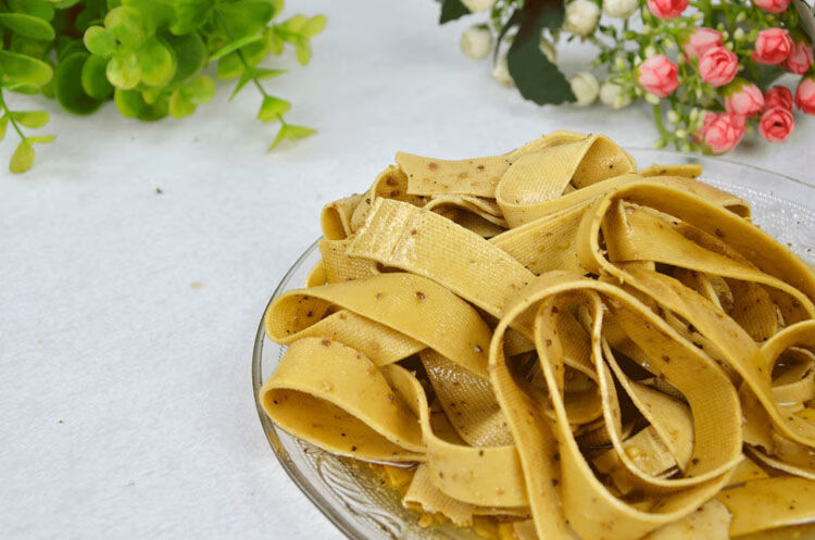 四川遂宁特产豆腐干皮边角料丝丝白味麻辣五香豆腐皮500克麻辣丝500克