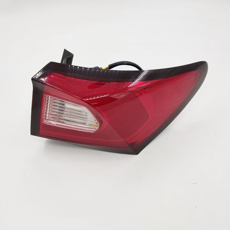 适配雷丁电动汽车配件雷丁小骑士后尾灯倒车灯后转向灯刹车灯总成原车