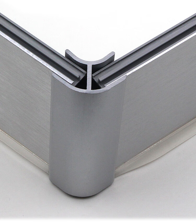 橱柜铝塑踢脚板 厨房橱柜踢脚线 铝塑挡水板底部防水条地脚线定制 高