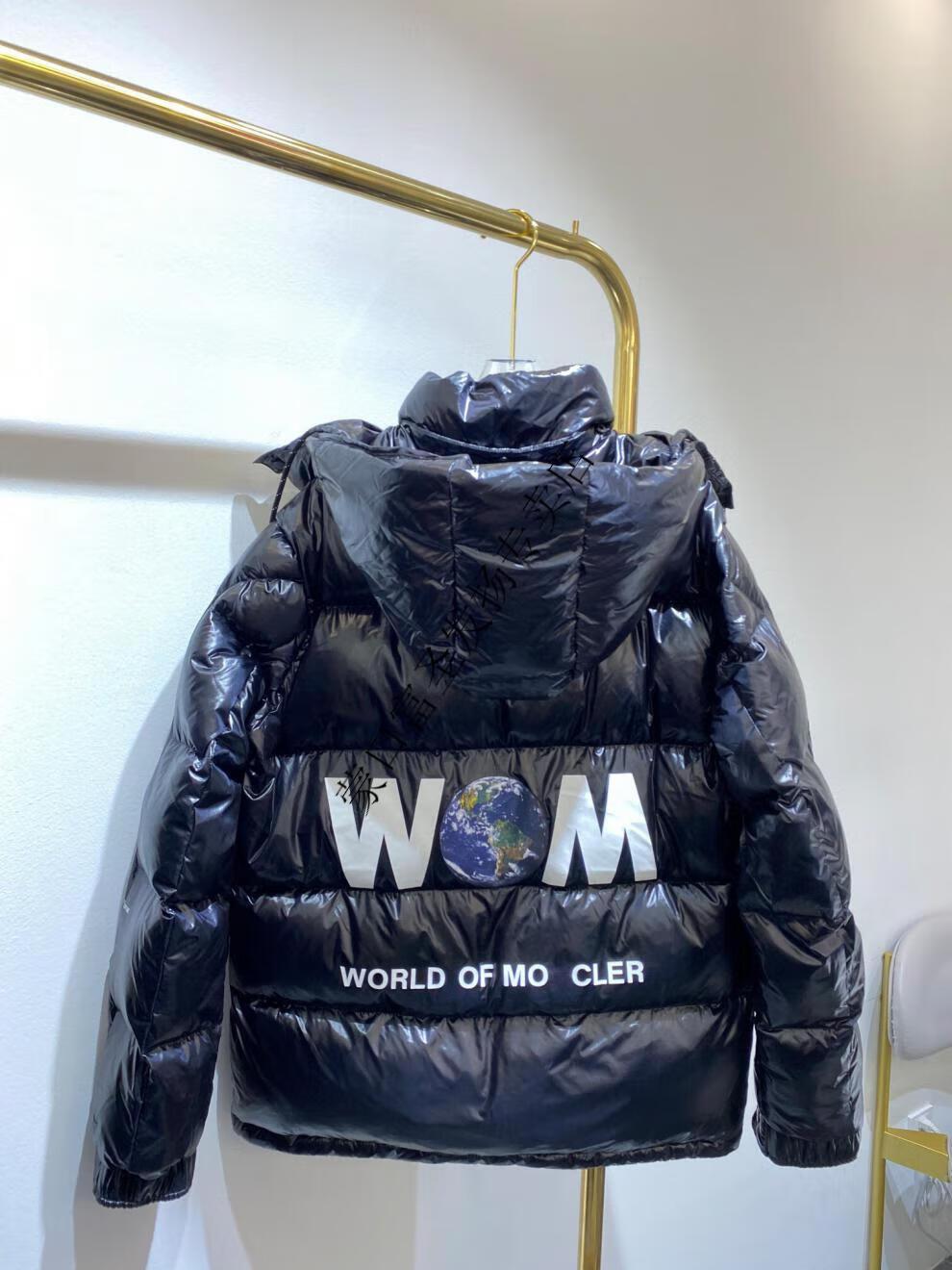 蒙口 冬季新品m蒙家藤原浩闪电微标印花地球字母连帽羽绒服男女面包服