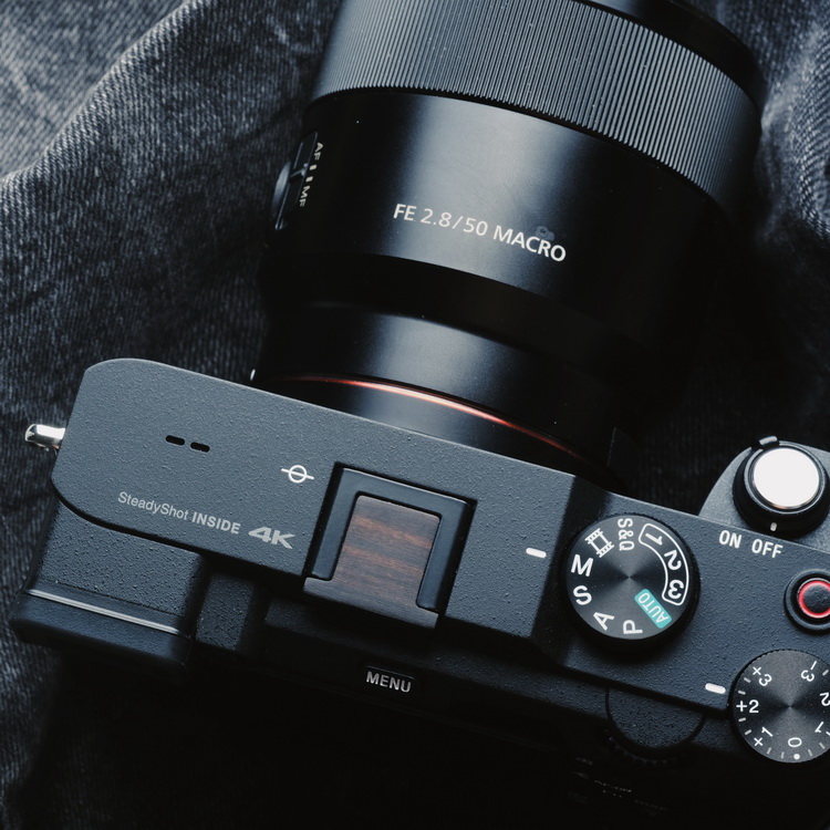 索尼木制热靴盖原创索尼a7ca7m3a7r4a9等全系列适配定制款酒红色酸枝