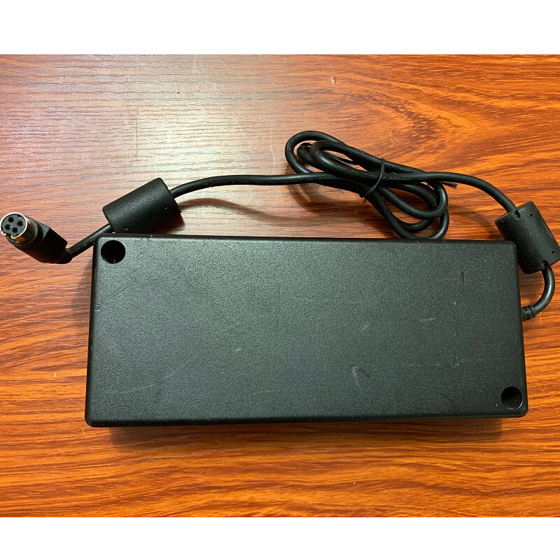 电脑一体机330w250w电源适配器线四针四孔四芯充电器线19.