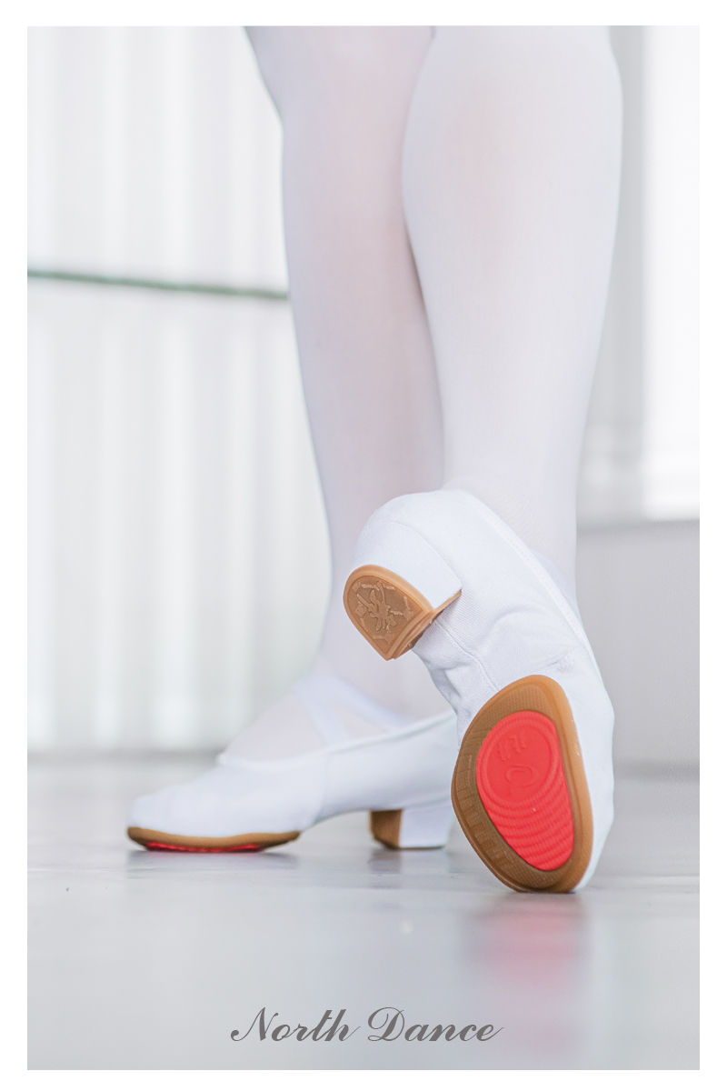 新品中国舞舞蹈鞋白色舞蹈鞋教师鞋中国舞肚皮舞鞋广场民族帆布带根