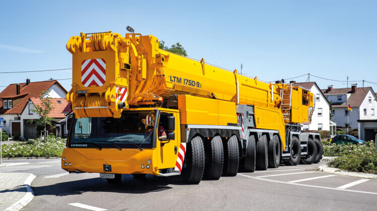 工程车模型9轴起重机模型150ltm175091542008