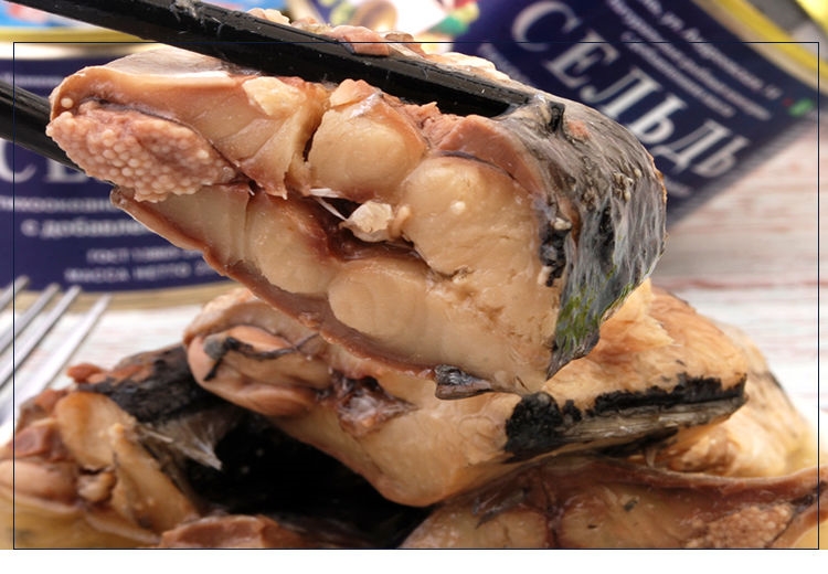 鲱鱼罐头特臭瑞典原装恶搞臭罐头鱼肉极挑同款超臭网红臭鲱鱼罐头预售