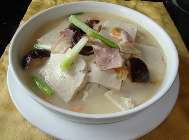 【】白水洋豆腐 烟熏味 酒店豆腐 素食盐卤豆腐老豆腐900克家庭装.