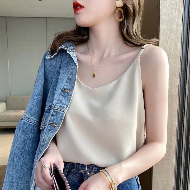 叶余吊带背心女打底外穿 高品质小v领吊带韩版宽松雪纺打底背心女夏外