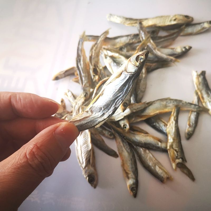 猫零食小鱼干淡水无盐分成幼猫补钙美毛猫粮仓鼠乌龟粮饲料袋装200克