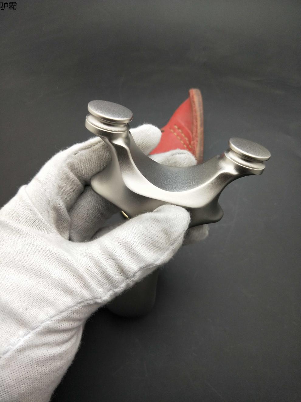 驴霸高精准度弹弓钛合金全钛大撑头飞虎tc21数控扁皮筋私人定制重炮