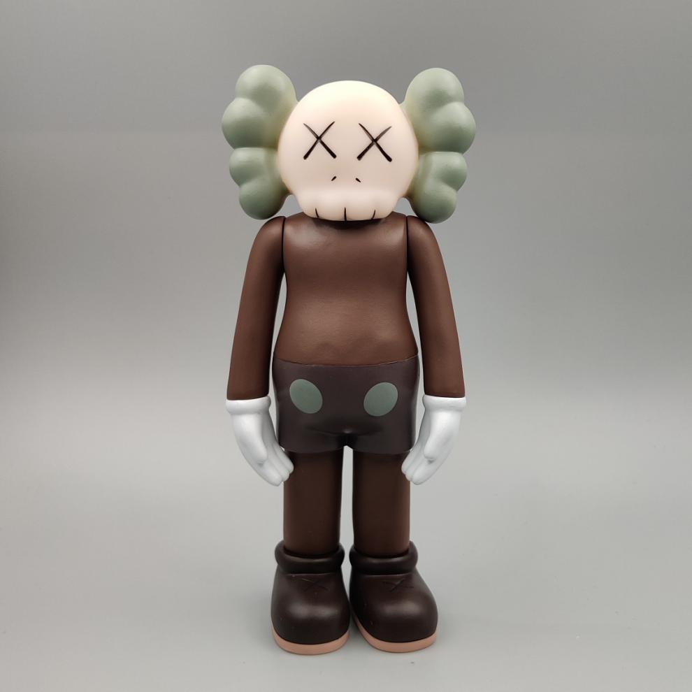 kaws考斯原型笔架xx公仔室内场景桌面摆件站姿黑色xx