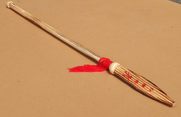 木质红缨枪玩具儿童红缨枪木制长枪道具舞台道具长枪兵器加长安全