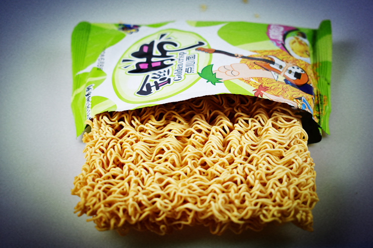 方便面金丝脆点心面整箱袋装干吃面干脆面司令丁克掌心零食 黑椒牛排