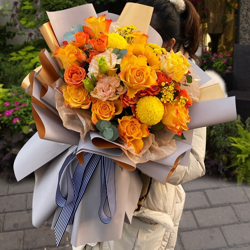 鲜花同城配送金辉多头玫瑰混搭花束生日礼物纪念求婚送女友老婆闺蜜