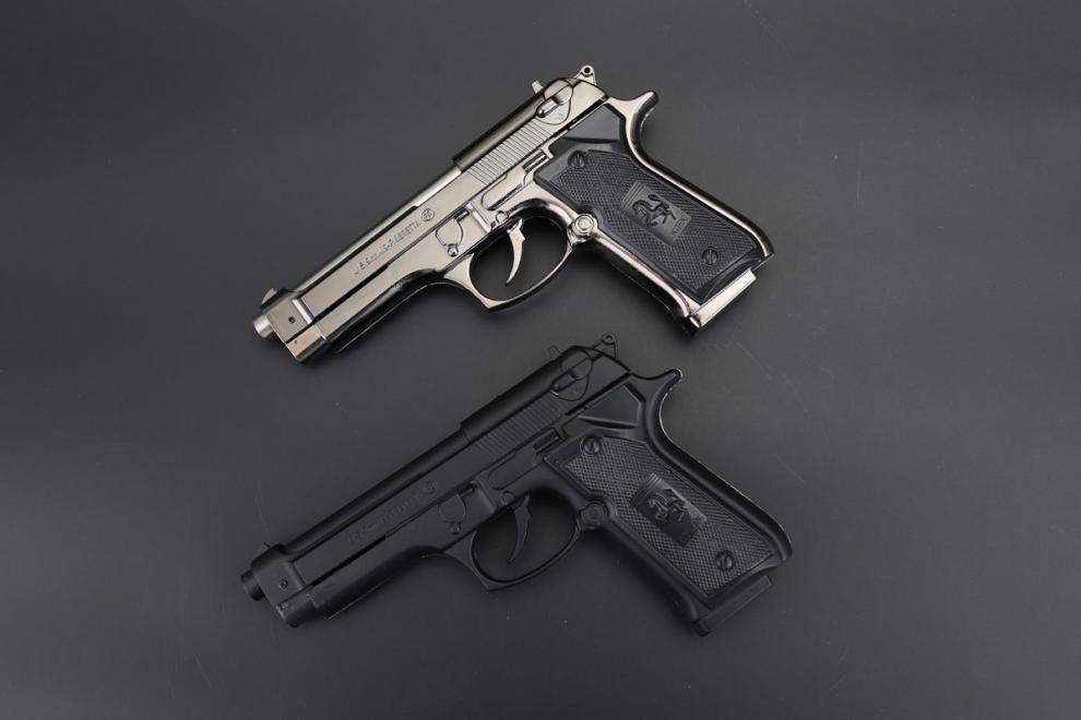 全金属m9枪型充气防风打火机个性男士礼物军事模型摆件送战友生日礼物