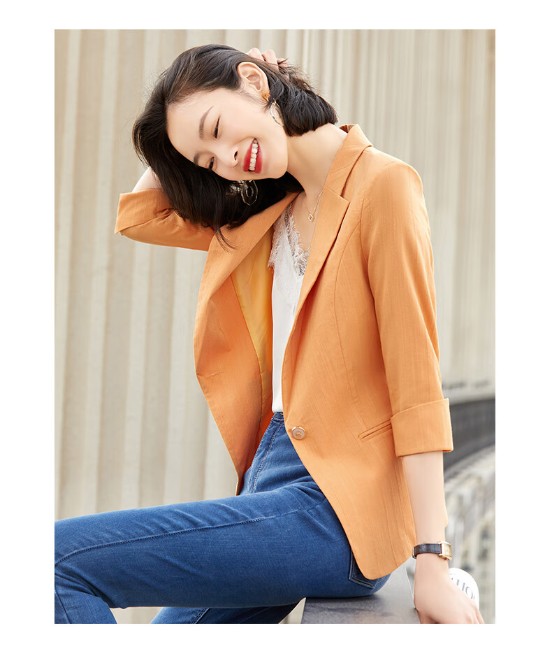 秦菲橘色西装外套女2021春季新款韩版时尚气质休闲女士小个子短款西装