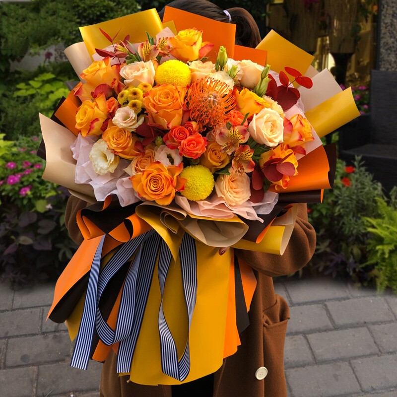 鲜花同城配送金辉多头玫瑰混搭花束生日礼物纪念求婚送女友老婆闺蜜