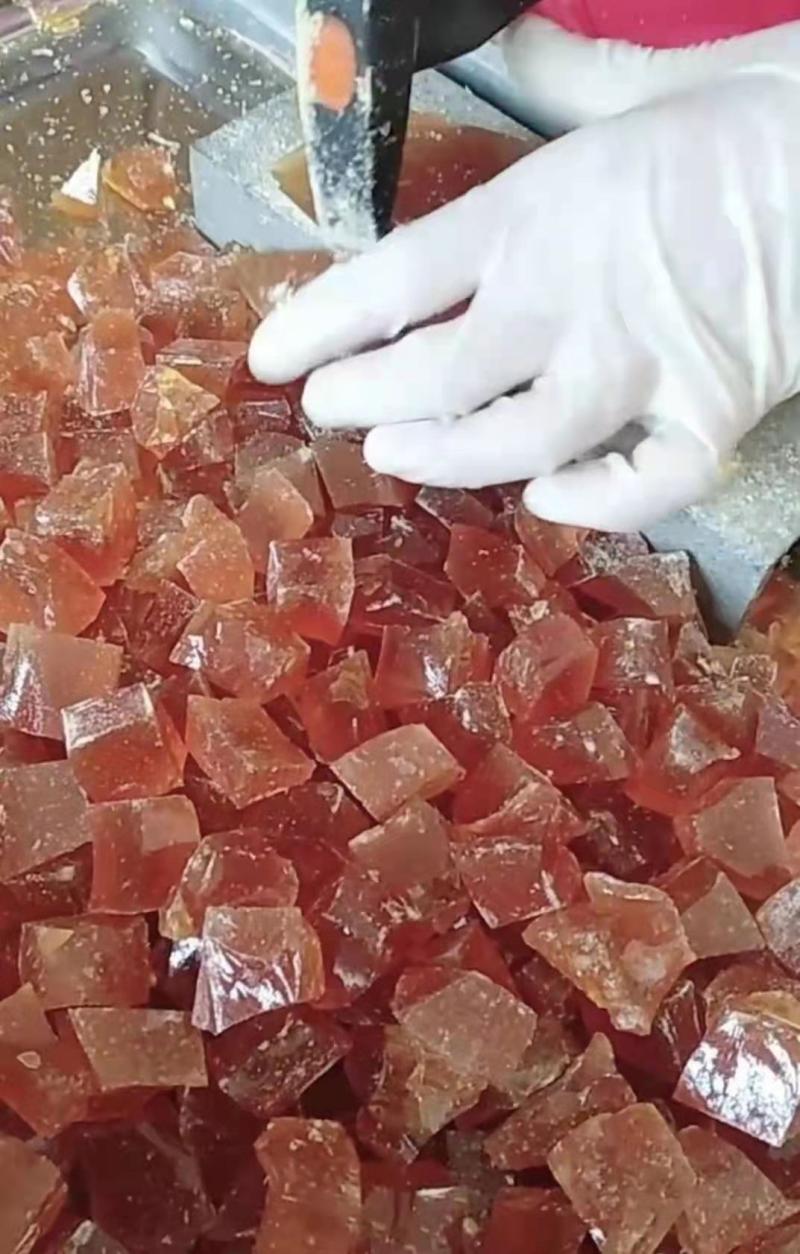 蜜蜡糖薄荷味硬糖蜜蜡糖果东北大兴安岭特产蜂蜜熬制口含食用糖果罐装