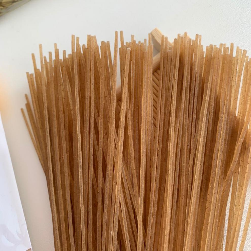 青稞面条纯青稞面条粗粮代餐无糖精低脂饱腹免煮可以泡着吃的袋装营养