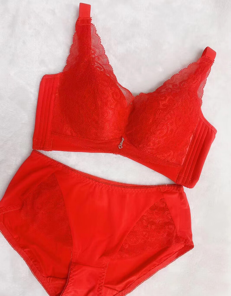 女士红色内衣无钢圈小胸聚拢胸罩莫代尔云感棉文胸套装黑色套装7032a