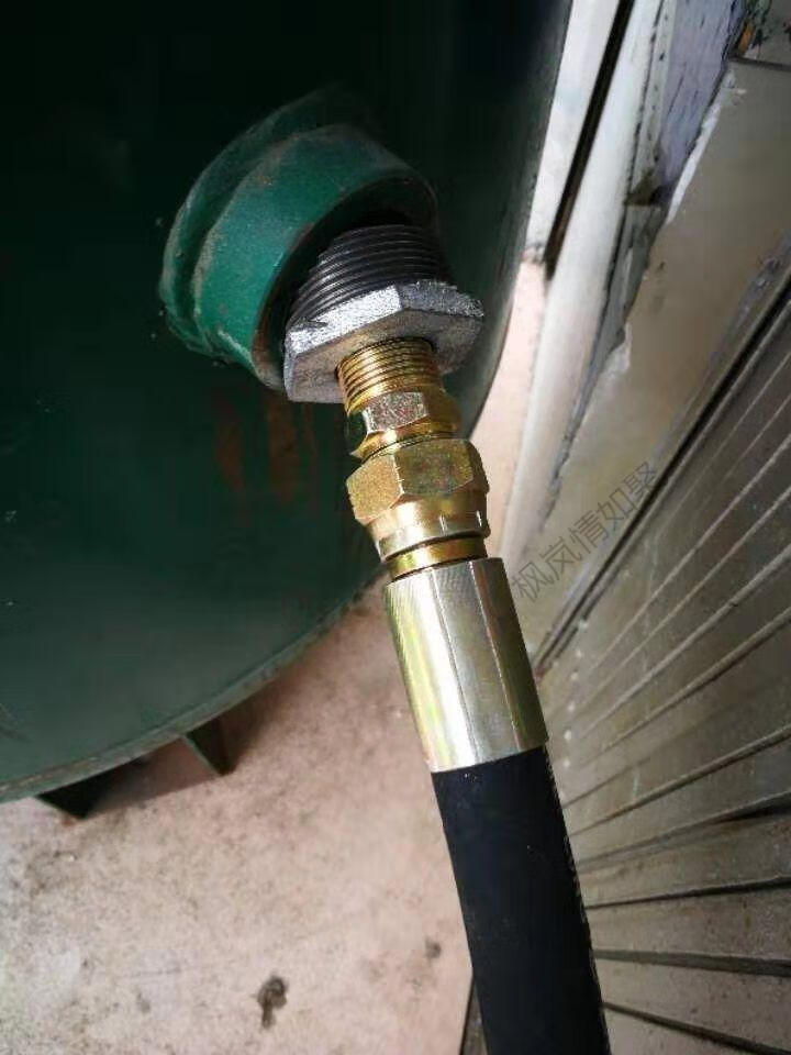 空压机储气罐干燥机连接高压软管连接高压气管橡胶管4分1米带内丝