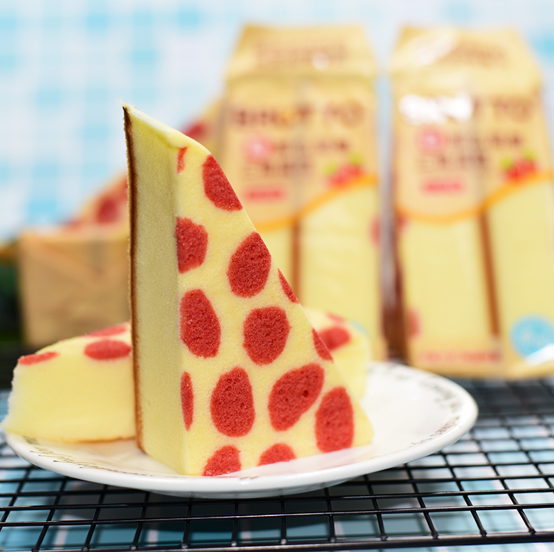 布鲁托三角蛋糕草莓味早餐面包鲜奶蛋糕点心零食品混合2斤