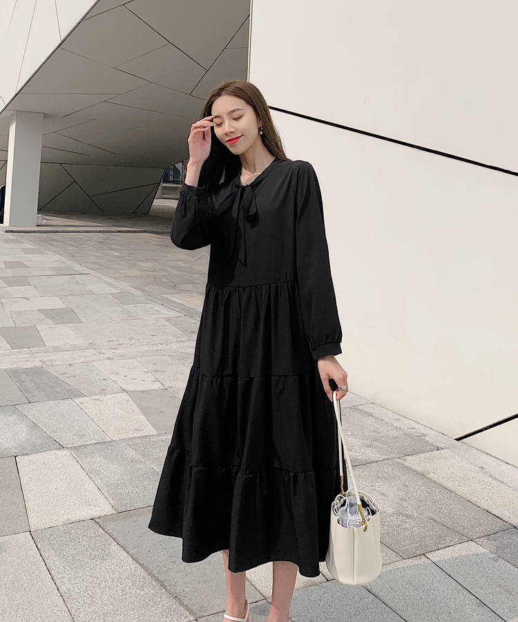 春装新款赫本风系带蝴蝶结长袖小黑裙宽松显瘦过膝中长款a字裙 黑色