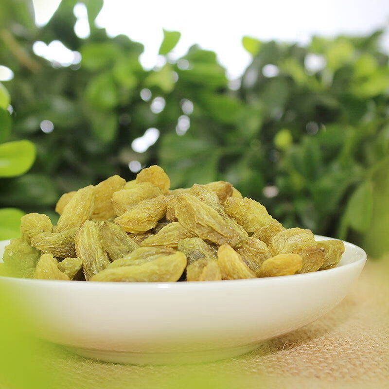 新疆葡萄干批发水果干葡萄干新疆大粒无核果干零食蜜饯特绿大颗葡萄干