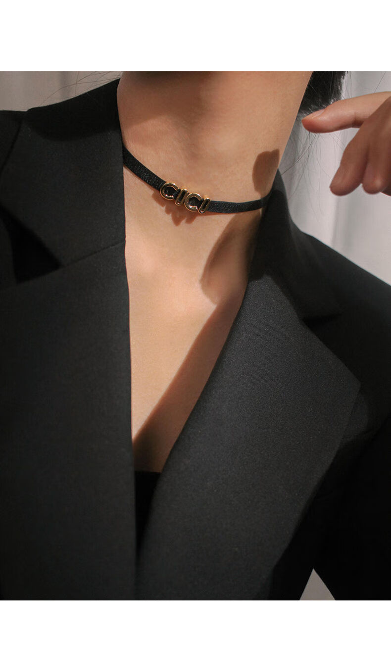 choker锁骨链黑绳颈圈项链女ins简约脖子饰品字母颈带脖颈链项圈黑色