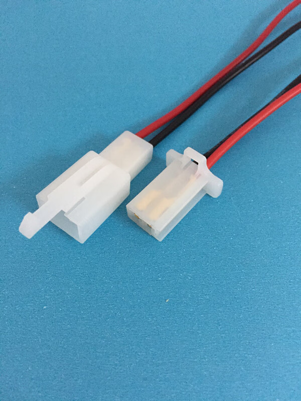 28公母端子塑壳护套2p汽车连接器2芯接插件2孔电线束对接头3p带线公母