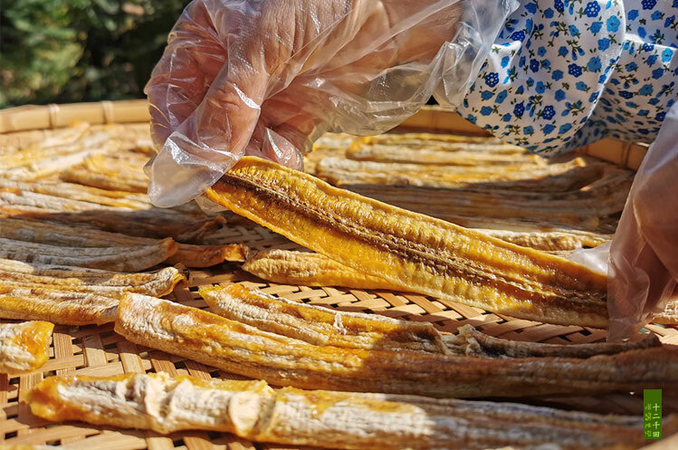 香蕉片西双版纳香蕉干自然晾晒傣家手工美食水果干果脯云南特产香蕉干