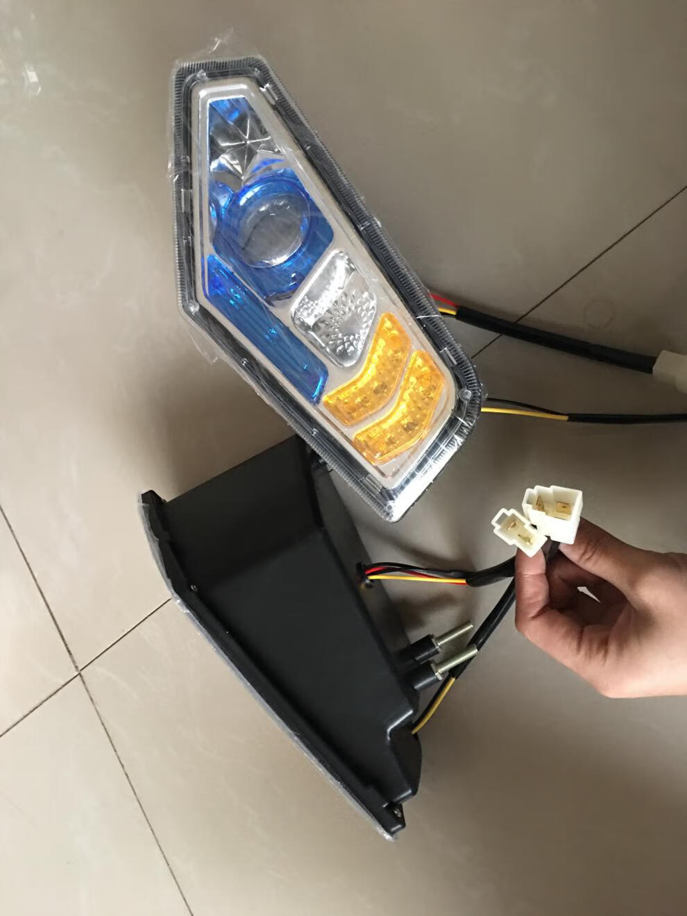 金彭电动三轮车大灯 金彭海宝金迪珠峰盛昊龙启盛雅达电动三轮车四轮