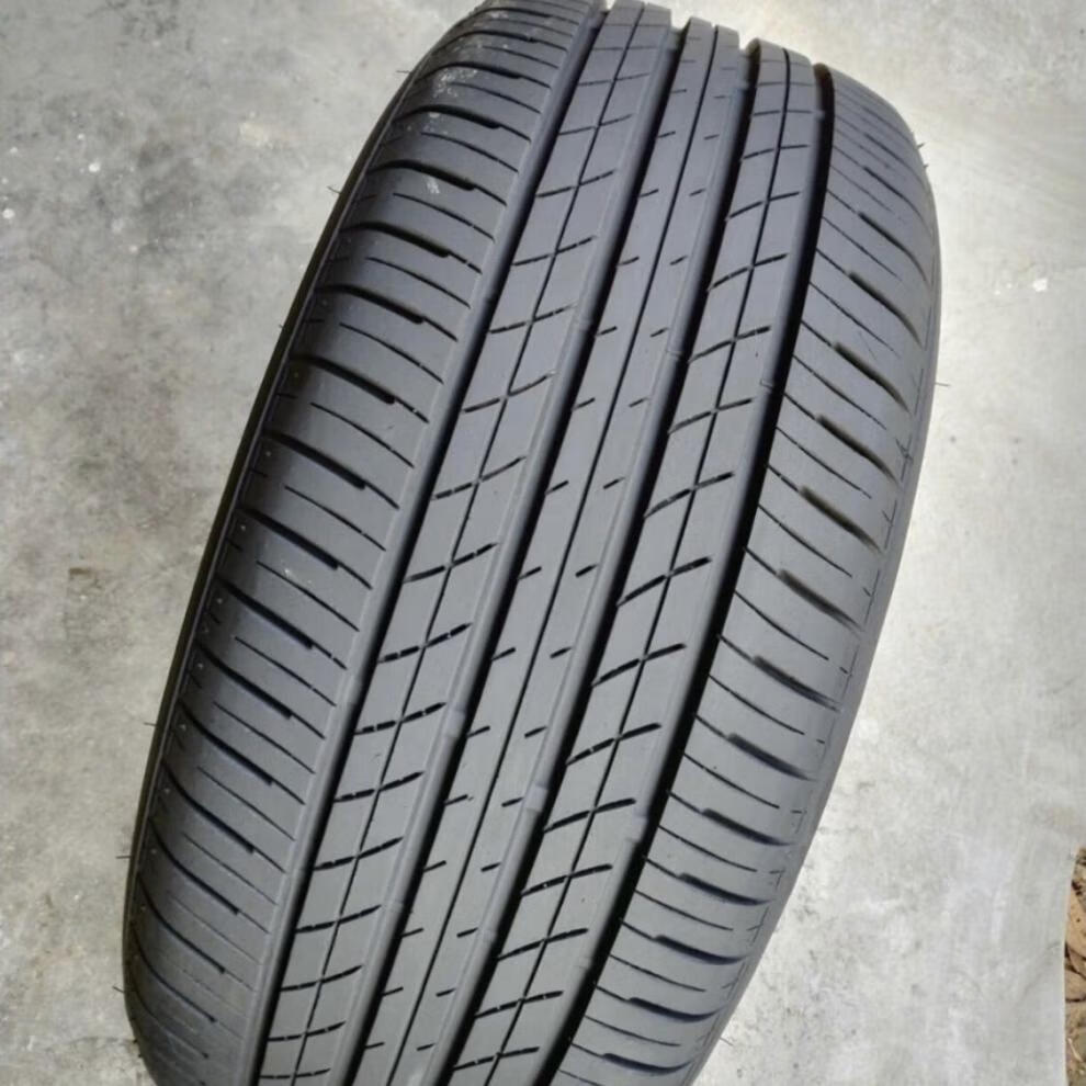普利司通轮胎225 235 245 255 275/40 45 50 55r17 18 19 20防 九成新