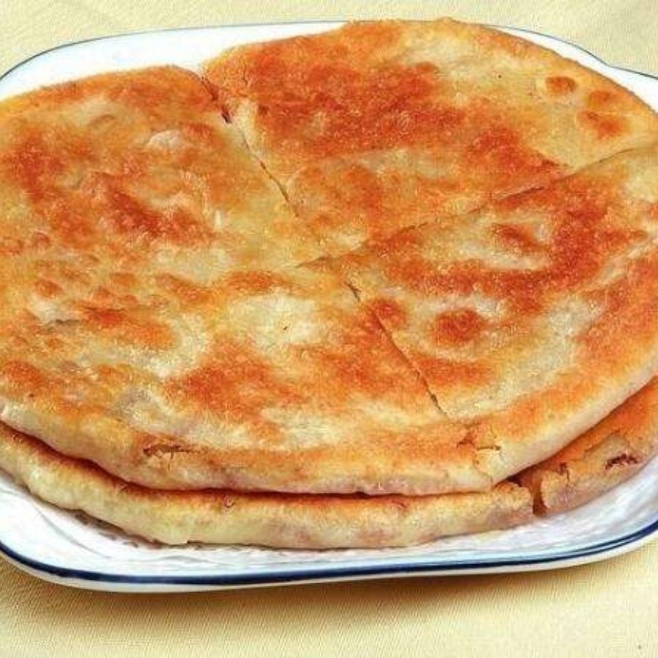 李连贵熏肉大饼 李连贵大饼,早餐饼卷肉饼卷菜饼熏肉大饼 面粉 150克