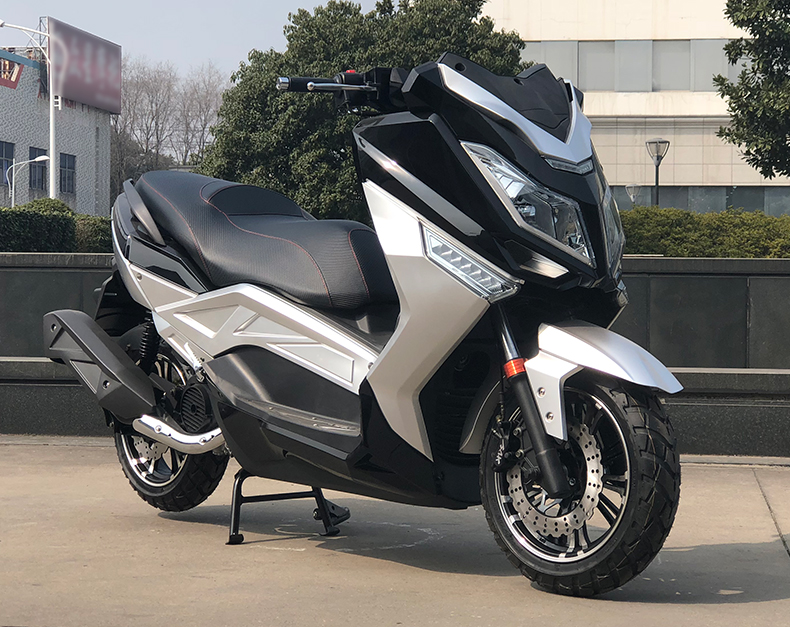 马杰斯特t9摩托车国四电喷大踏板150cc巡洋舰燃油车可上牌踏板车时尚