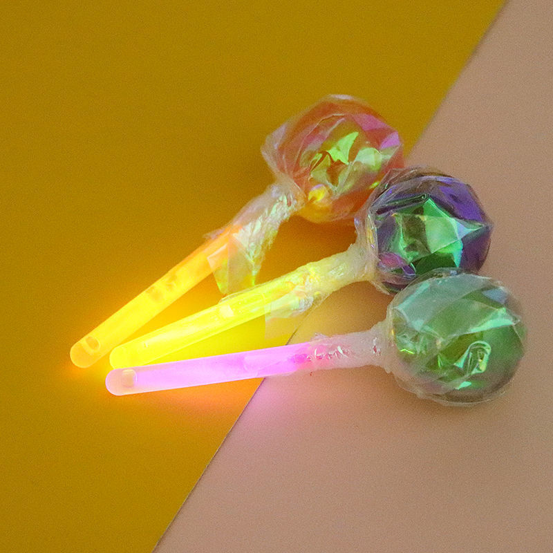 荧光棒棒糖网红夜场ktv酒吧夜光棒糖水果味糖果婚车糖果桶装荧光
