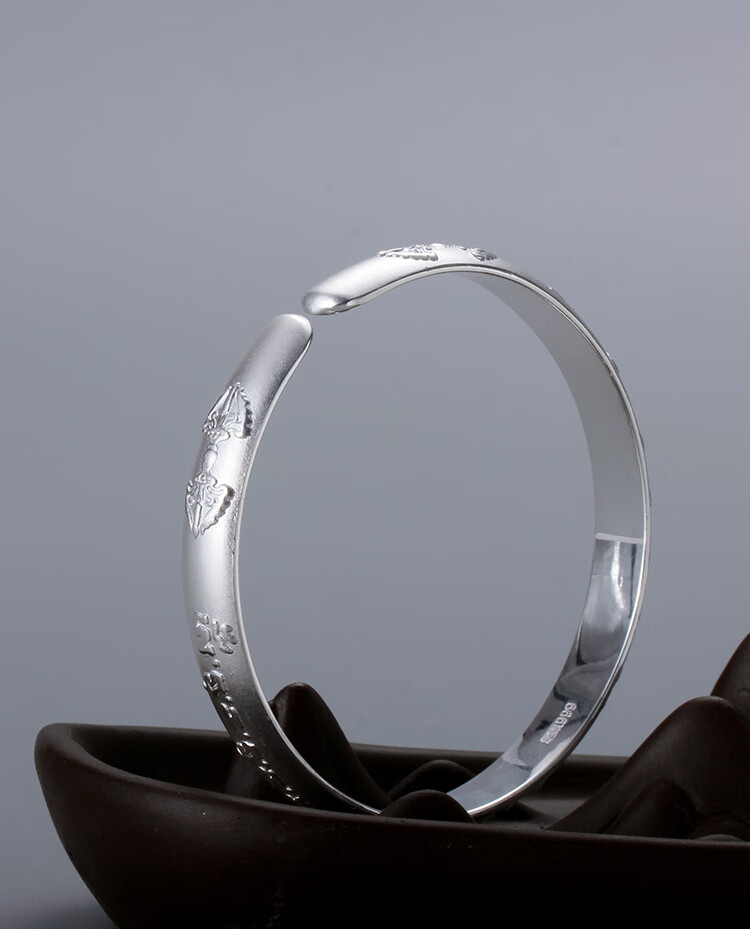 百岁坊足银999梵安手镯足银999梵安手镯约31克