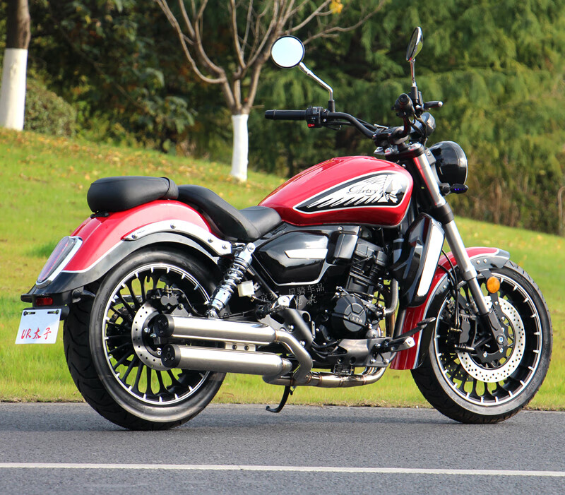 全新复古ur太子美式巡航摩托车400cc双缸水冷电喷嘉吉摩托车飞翎太子