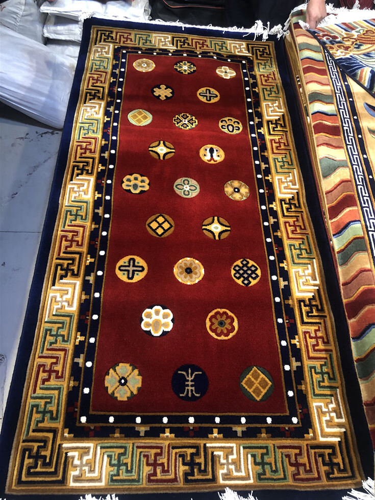 纯羊毛藏式地毯长条羊毛地毯新款新西兰羊毛罗汉床边卧