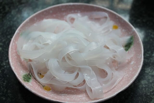 水晶凉皮水晶粉皮 绿豆粉皮 大拉皮粉条凉拌凉菜脆爽火锅专用 10斤