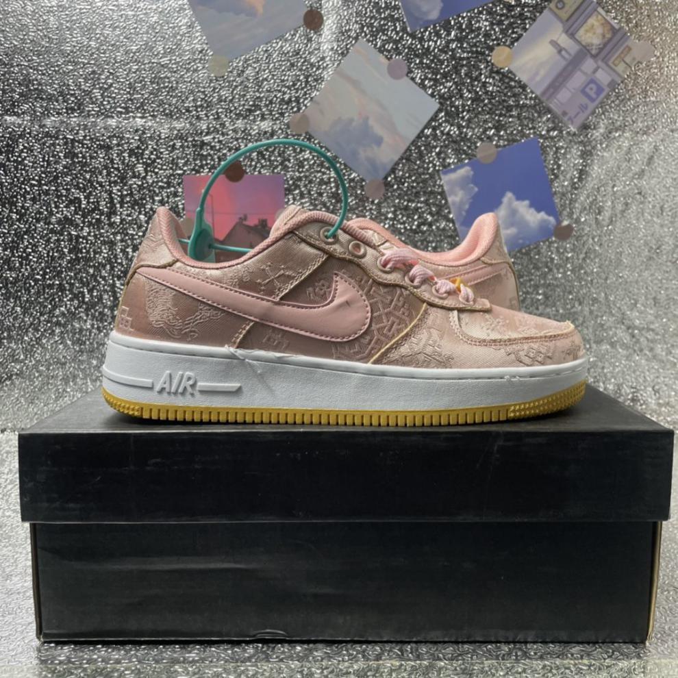 莆田纯原af1空军一号白丝绸陈冠希联名粉丝绸可撕可刮男女休闲板鞋 粉