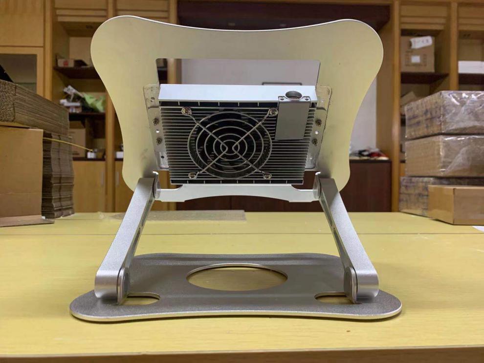 平板散热器ipad可调节支架笔记本surface散热半导体制冷静音便携 三代