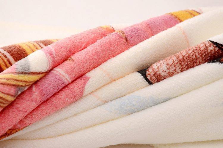 变色毛巾温变毛巾绅士遇热遇水变色毛巾动漫二次元感温预热变色毛巾